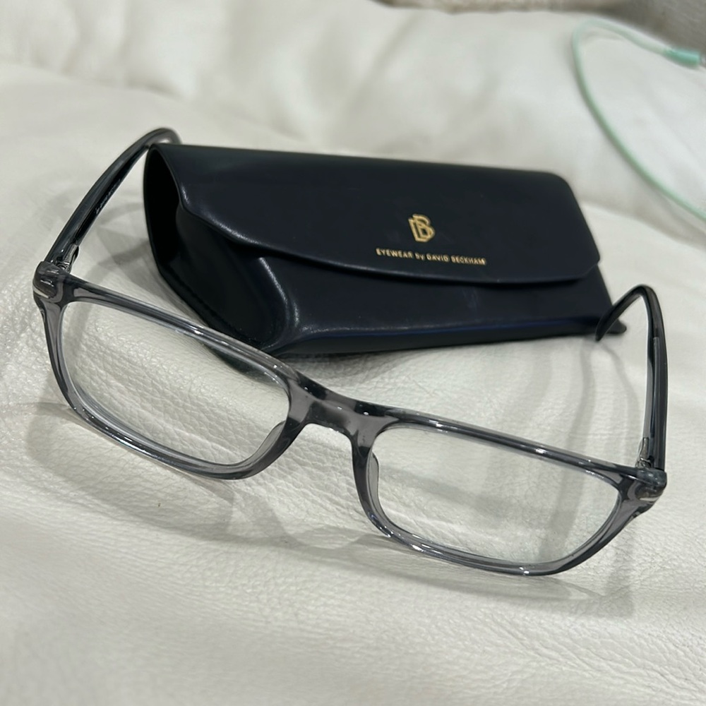 DAVID BECKHAM EYEGLASSES AND CASE